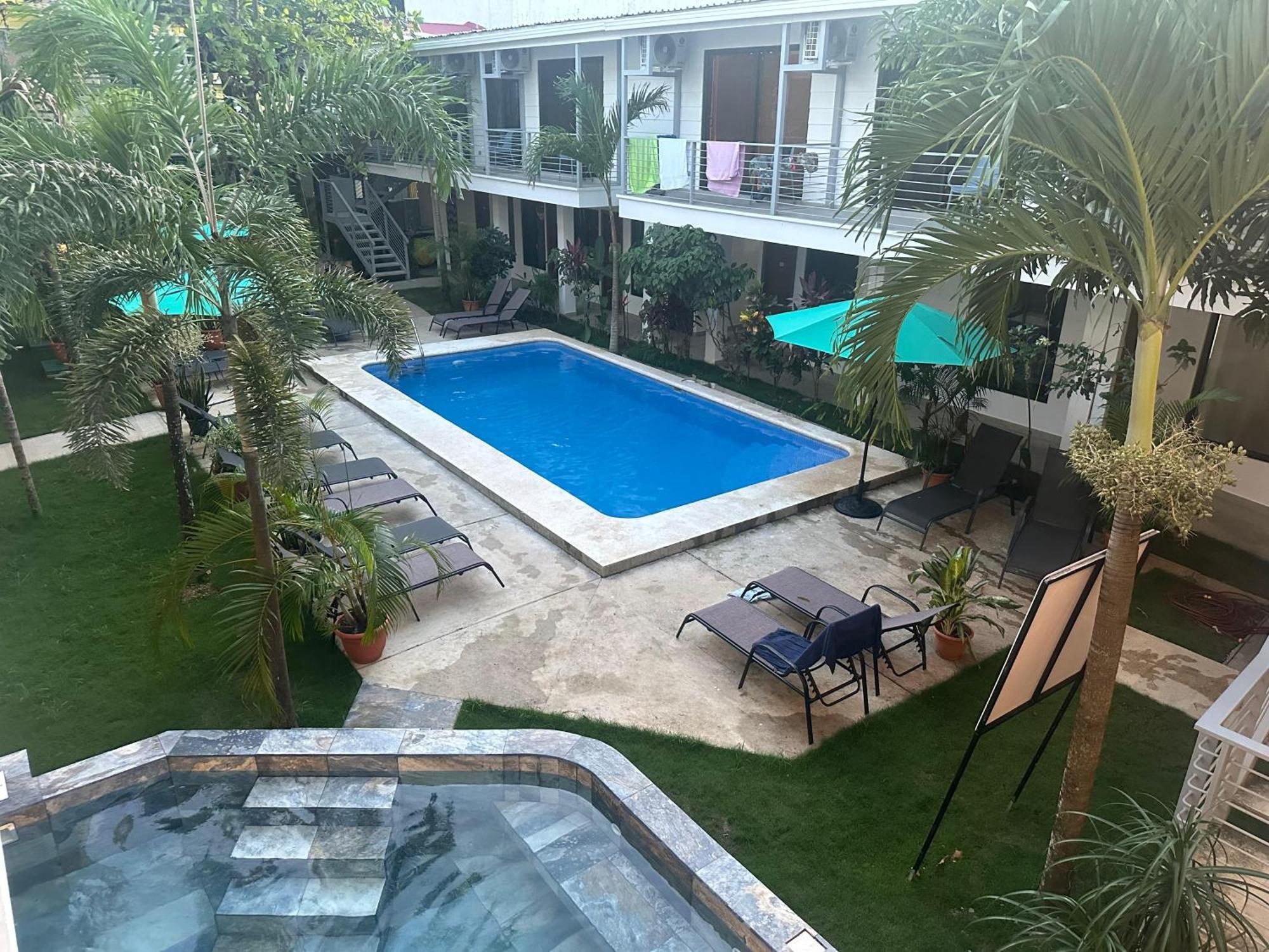 Wide Mouth Frog Quepos Hostel Мануел Антонио Екстериор снимка